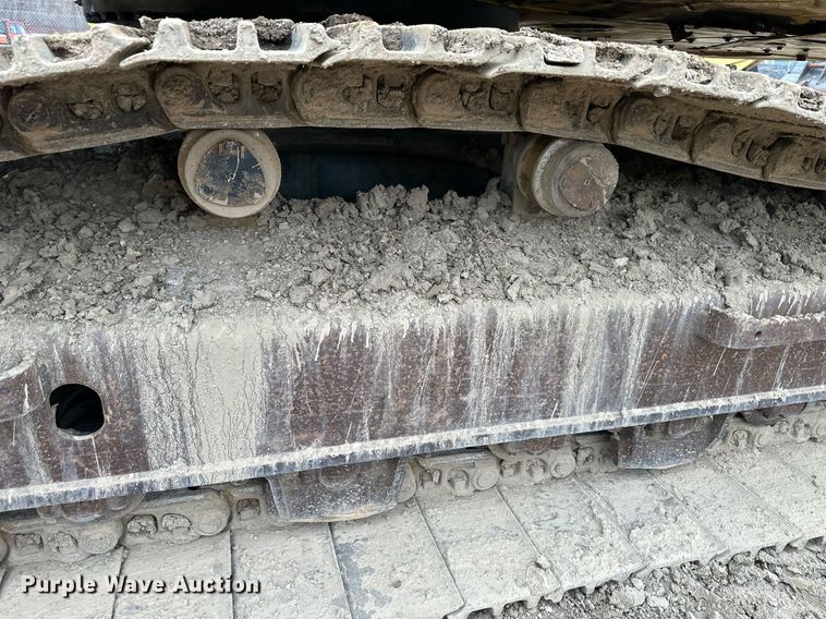 image for item DQ6626 2006 Komatsu PC300LC-7E excavator