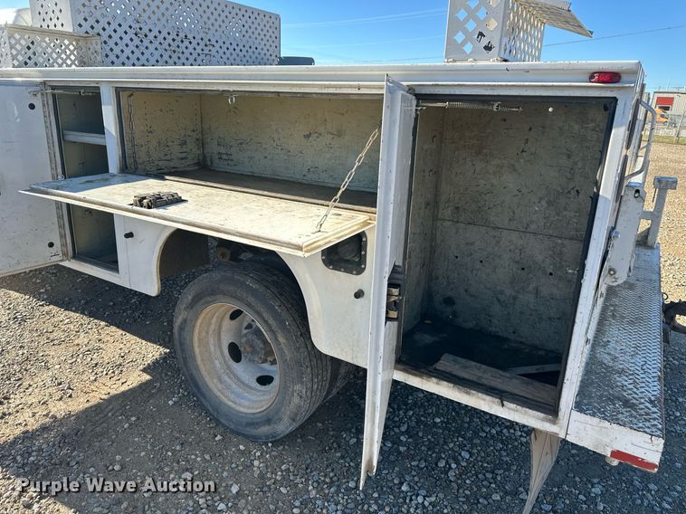 image for item DS3309 2011 Ford F450 Super Duty utility / service truck