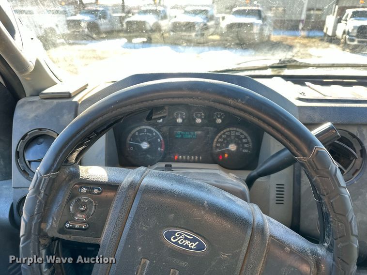 image for item DS3309 2011 Ford F450 Super Duty utility / service truck