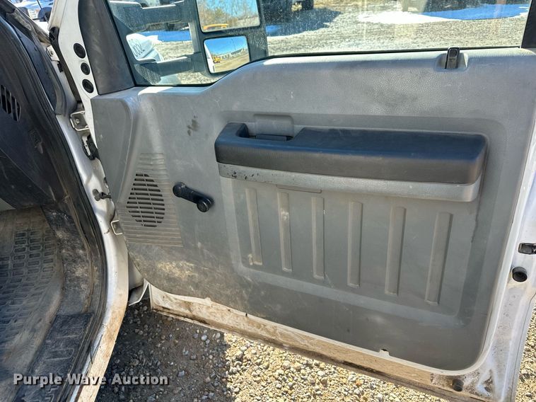 image for item DS3309 2011 Ford F450 Super Duty utility / service truck