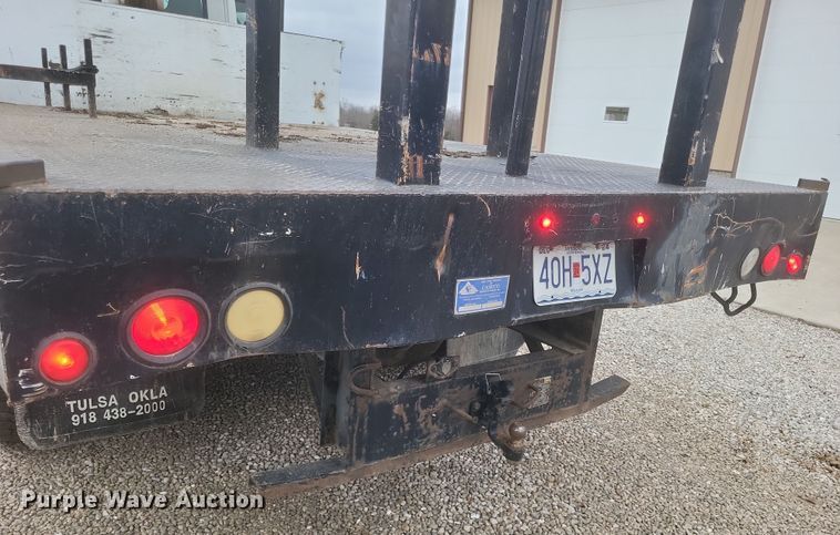 image for item DS5224 2003 International 4300 bucket truck