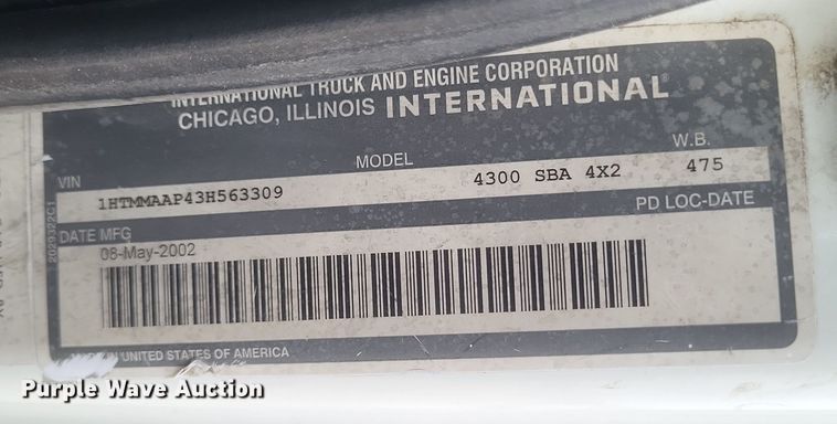 image for item DS5224 2003 International 4300 bucket truck