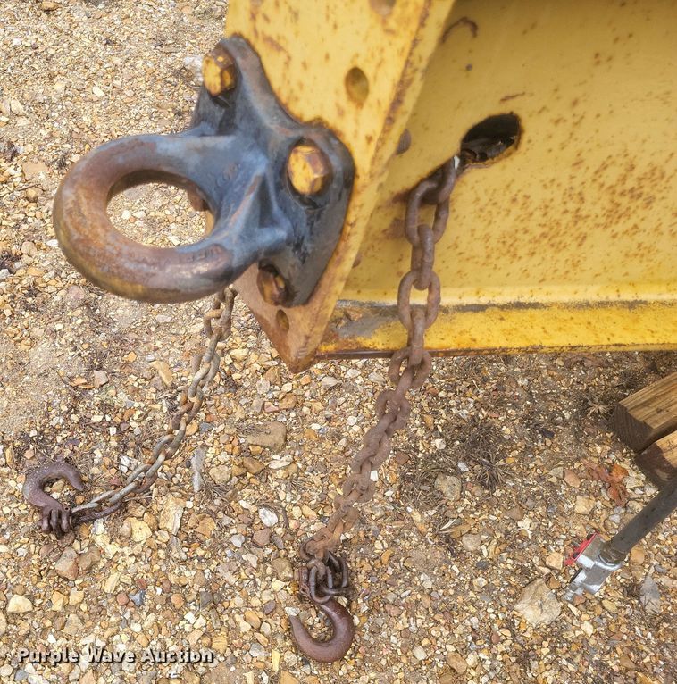 image for item DS5225 1996 Bales equipment trailer