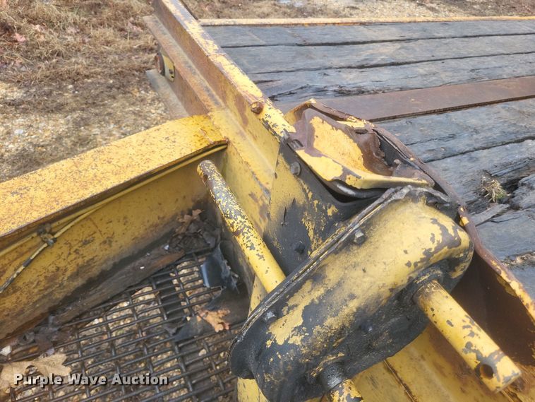 image for item DS5225 1996 Bales equipment trailer
