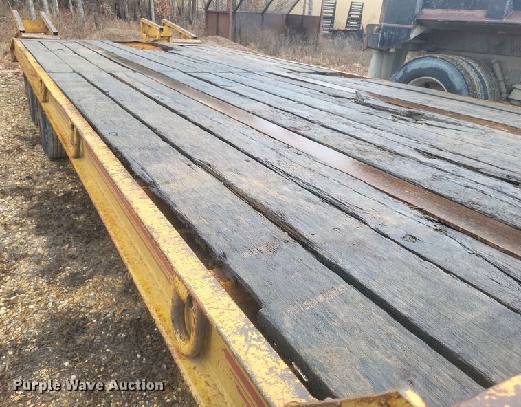 image for item DS5225 1996 Bales equipment trailer