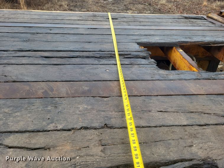 image for item DS5225 1996 Bales equipment trailer