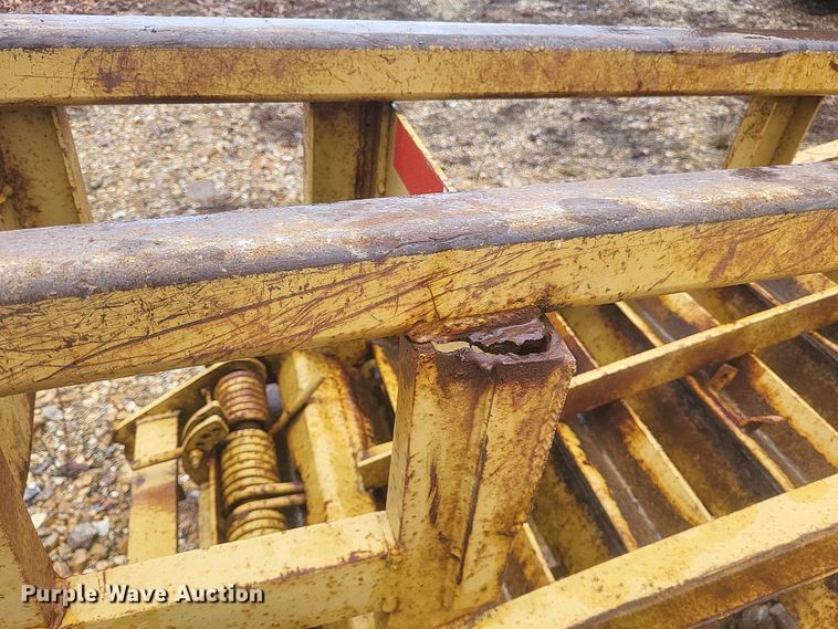 image for item DS5225 1996 Bales equipment trailer