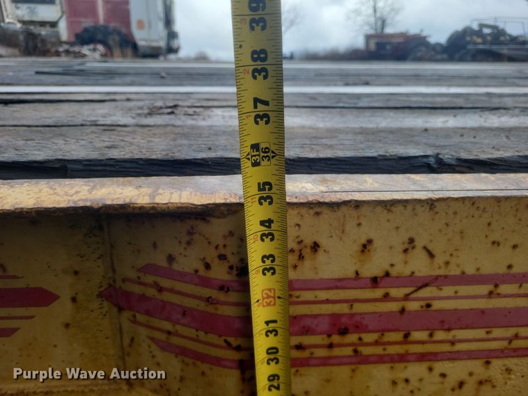 image for item DS5225 1996 Bales equipment trailer