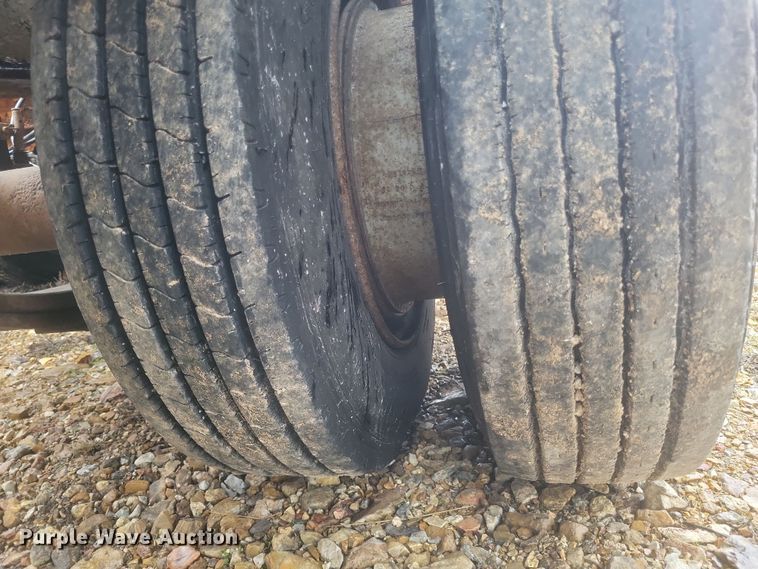 image for item DS5225 1996 Bales equipment trailer