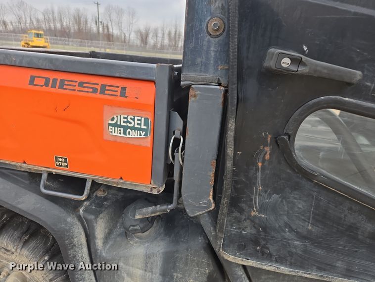 image for item DS5256 2015 Kubota RTV X900 utility vehicle
