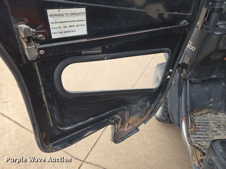 image for item DS5256 2015 Kubota RTV X900 utility vehicle