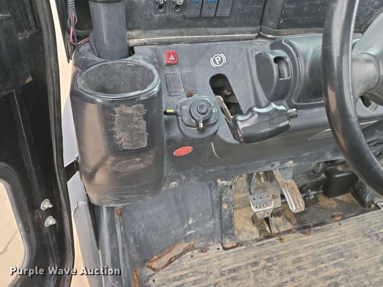 image for item DS5256 2015 Kubota RTV X900 utility vehicle