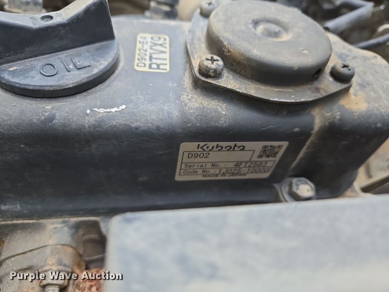 image for item DS5256 2015 Kubota RTV X900 utility vehicle