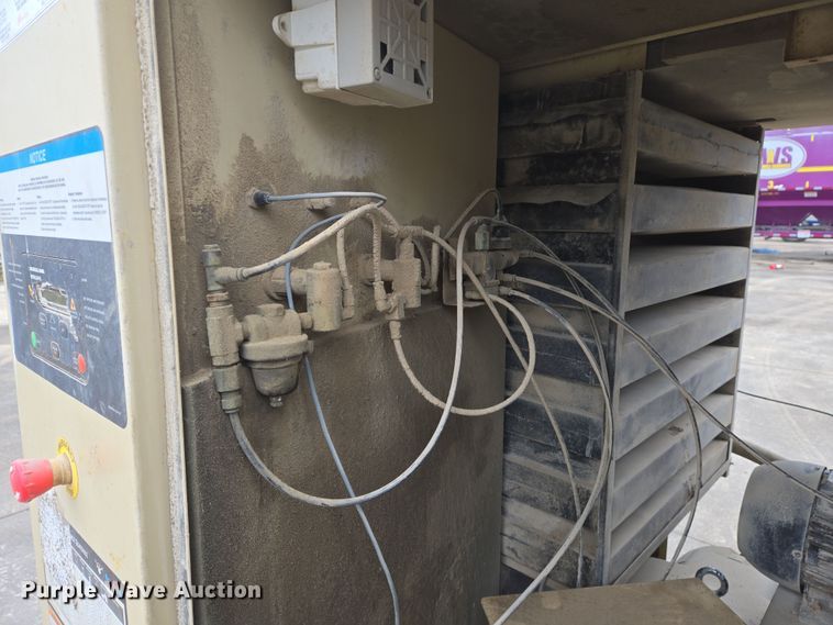 image for item DS5258 Ingersoll-Rand SSR EP60 air compressor