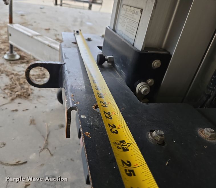 image for item DS5262 2012 JLG 30AM vertical lift