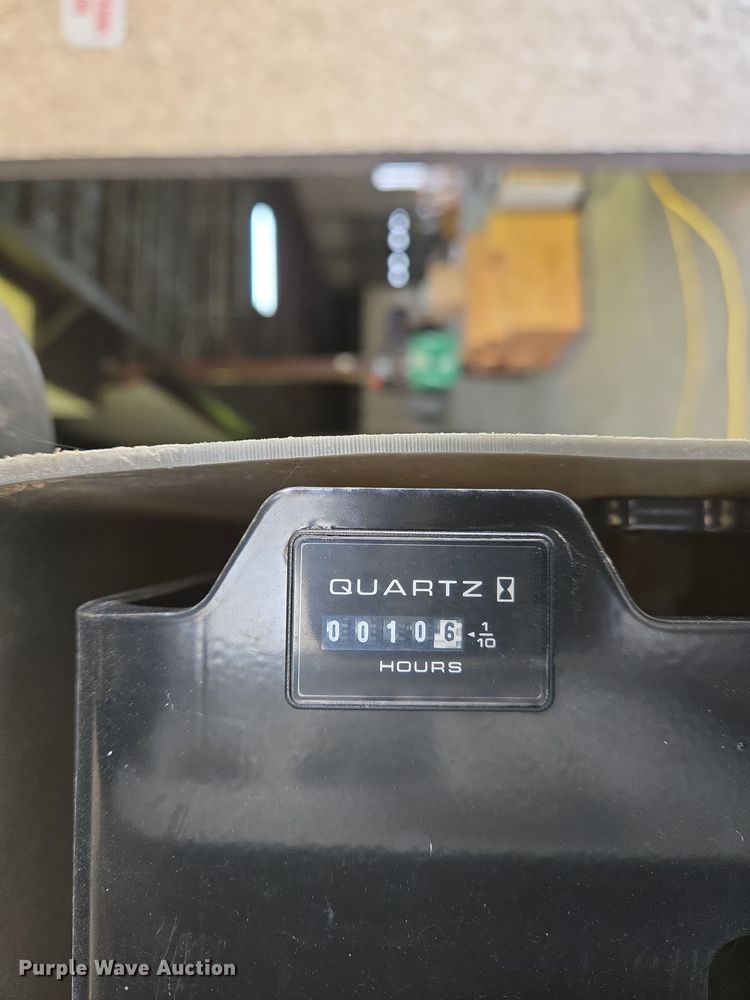 image for item DS5262 2012 JLG 30AM vertical lift