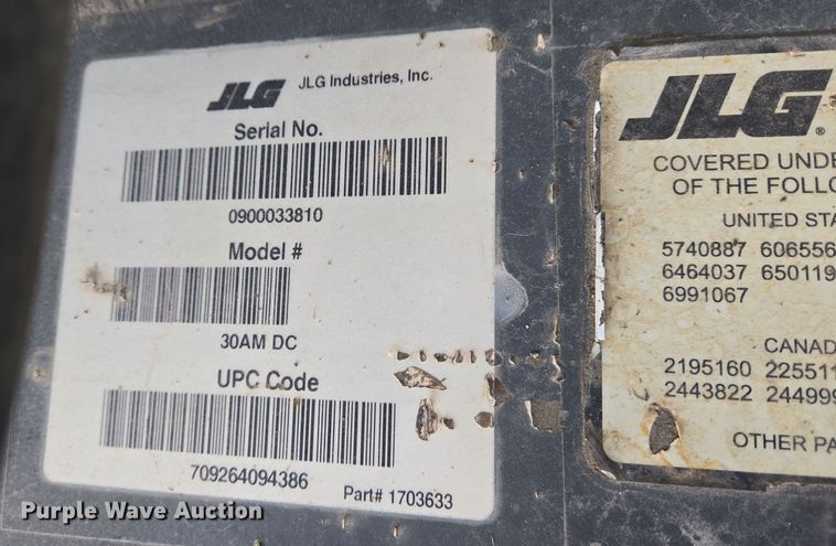 image for item DS5262 2012 JLG 30AM vertical lift