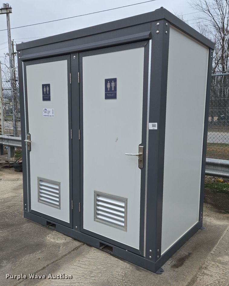 image for item DS5263 Portable restrooms