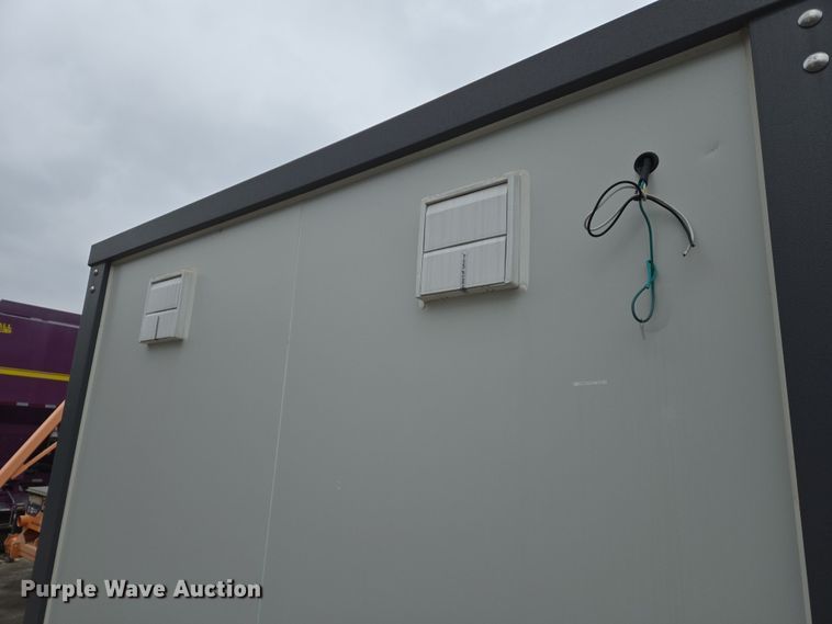 image for item DS5263 Portable restrooms