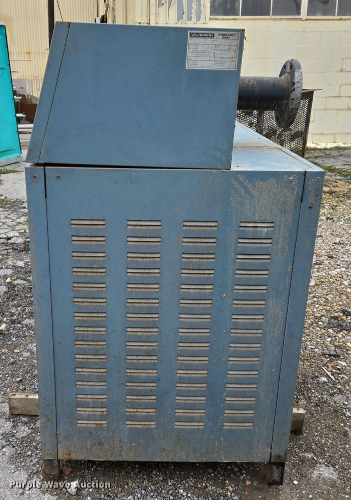 image for item DS5264 Wilkerson WRA-1000-4-D refrigerated dryer