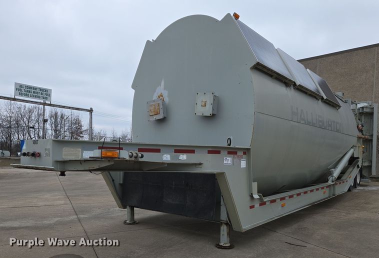 image for item DS5266 2011 Mertz 101893543 sand silo trailer