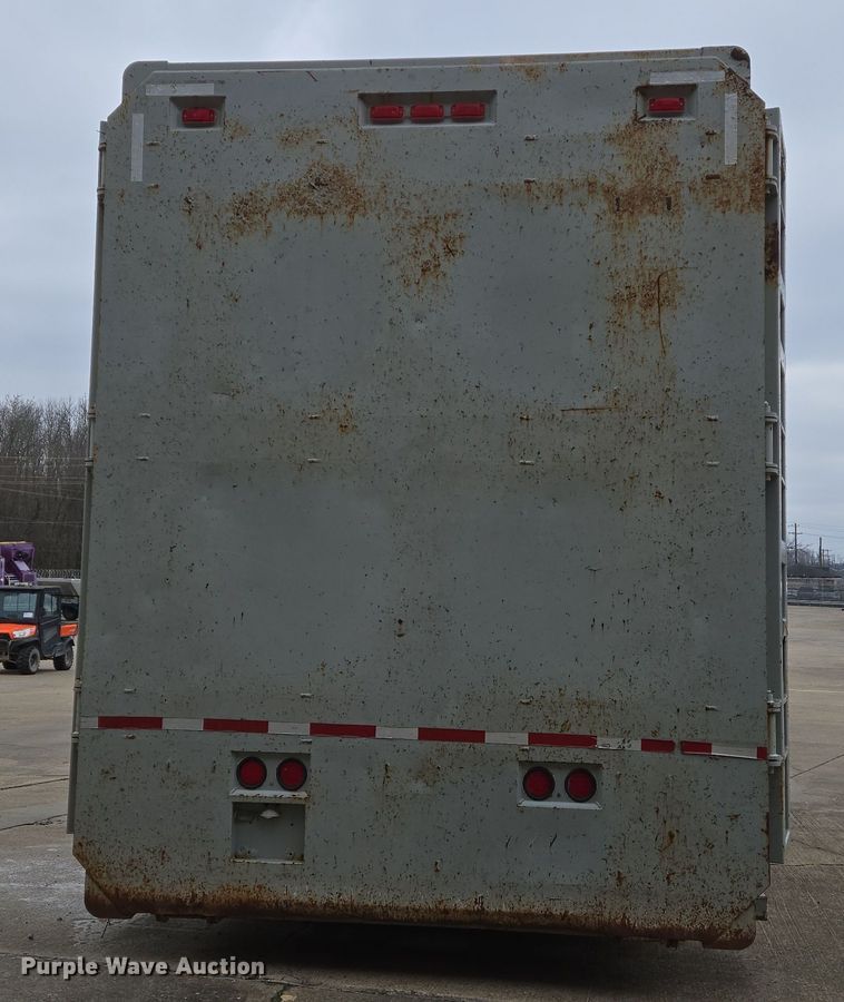 image for item DS5266 2011 Mertz 101893543 sand silo trailer