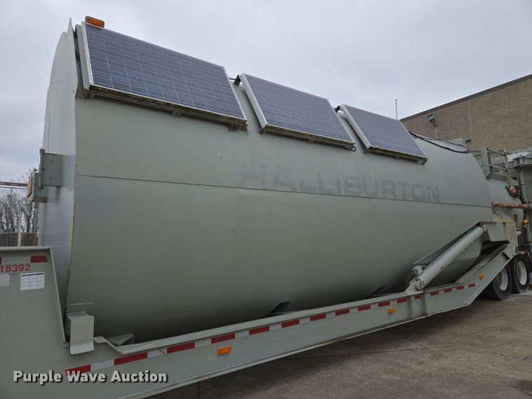 image for item DS5266 2011 Mertz 101893543 sand silo trailer