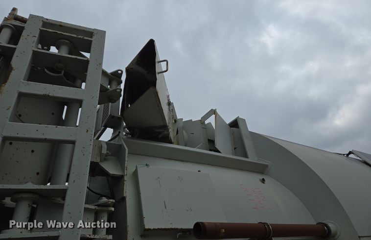 image for item DS5266 2011 Mertz 101893543 sand silo trailer