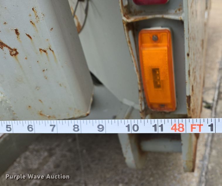 image for item DS5266 2011 Mertz 101893543 sand silo trailer