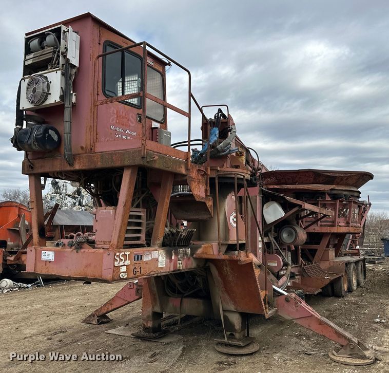 image for item DS6488 Morbark 1300 tub grinder