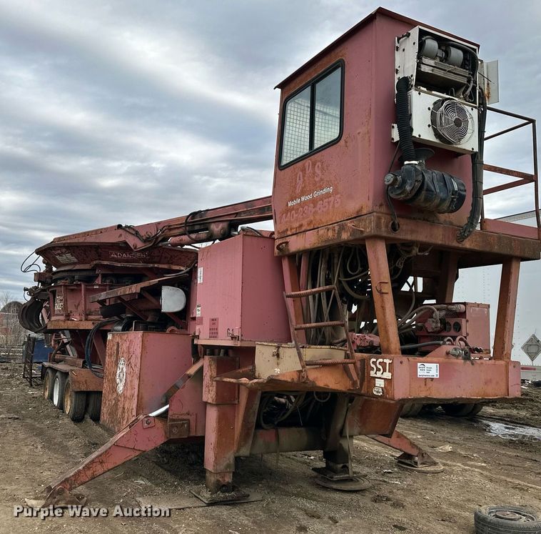 image for item DS6488 Morbark 1300 tub grinder