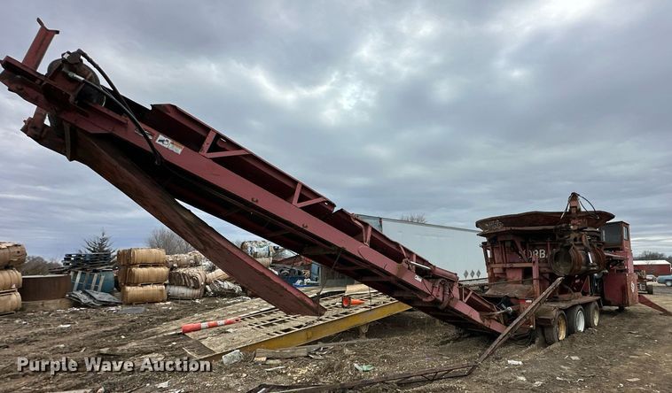 image for item DS6488 Morbark 1300 tub grinder