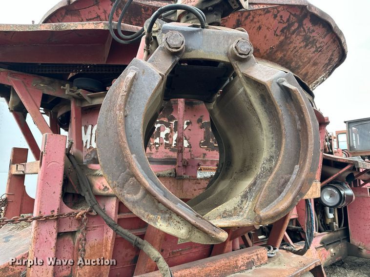 image for item DS6488 Morbark 1300 tub grinder