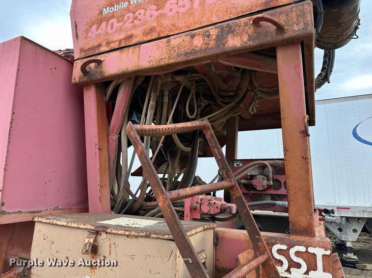 image for item DS6488 Morbark 1300 tub grinder