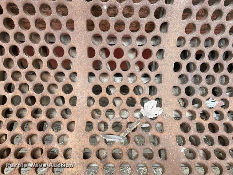 image for item DS6488 Morbark 1300 tub grinder