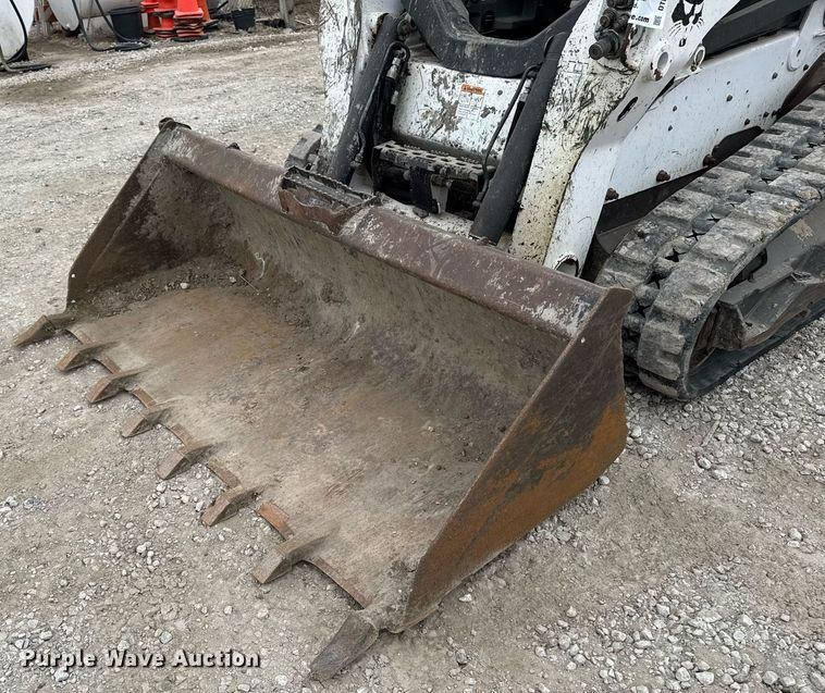 image for item DT0517 2016 Bobcat T650 tracked skid steer loader
