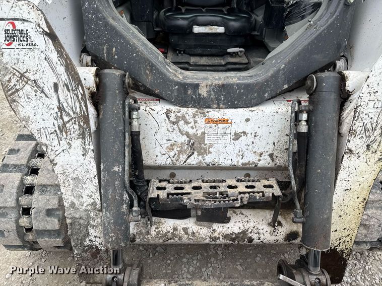 image for item DT0517 2016 Bobcat T650 tracked skid steer loader