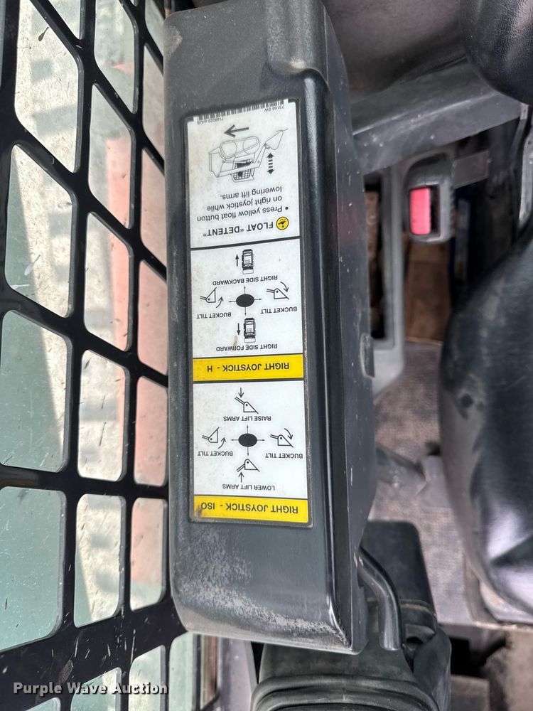 image for item DT0517 2016 Bobcat T650 tracked skid steer loader