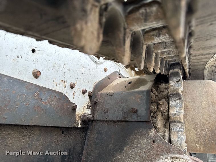 image for item DT0517 2016 Bobcat T650 tracked skid steer loader