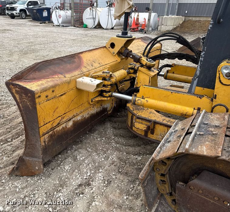 image for item DT0518 2008 John Deere 700J LGP dozer