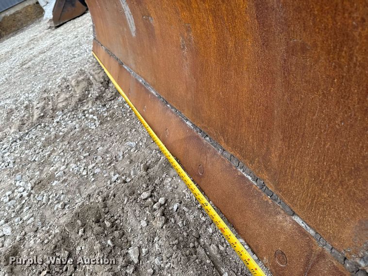 image for item DT0518 2008 John Deere 700J LGP dozer