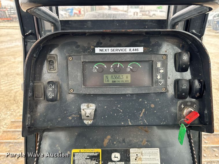 image for item DT0518 2008 John Deere 700J LGP dozer