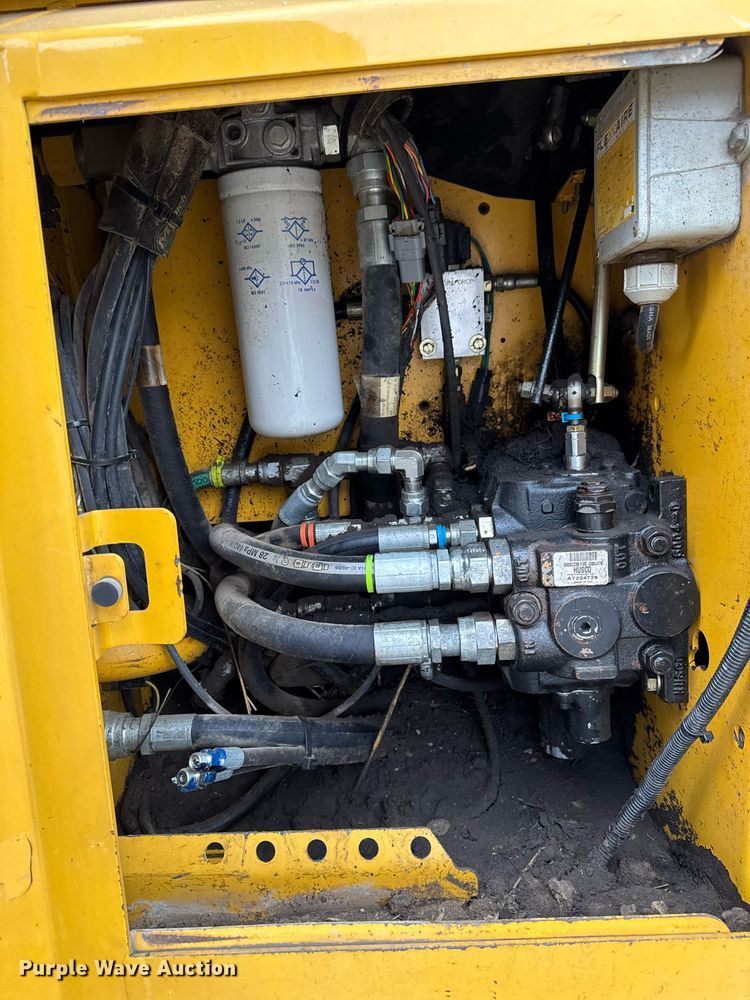 image for item DT0518 2008 John Deere 700J LGP dozer