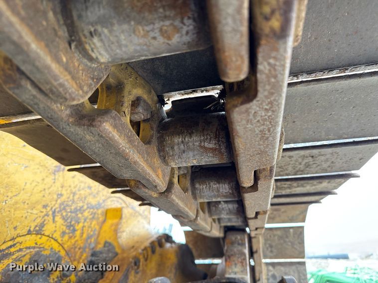 image for item DT0518 2008 John Deere 700J LGP dozer