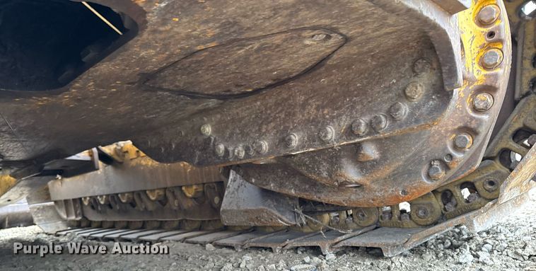 image for item DT0518 2008 John Deere 700J LGP dozer