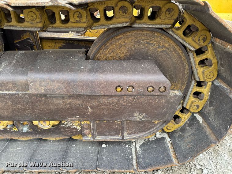 image for item DT0518 2008 John Deere 700J LGP dozer