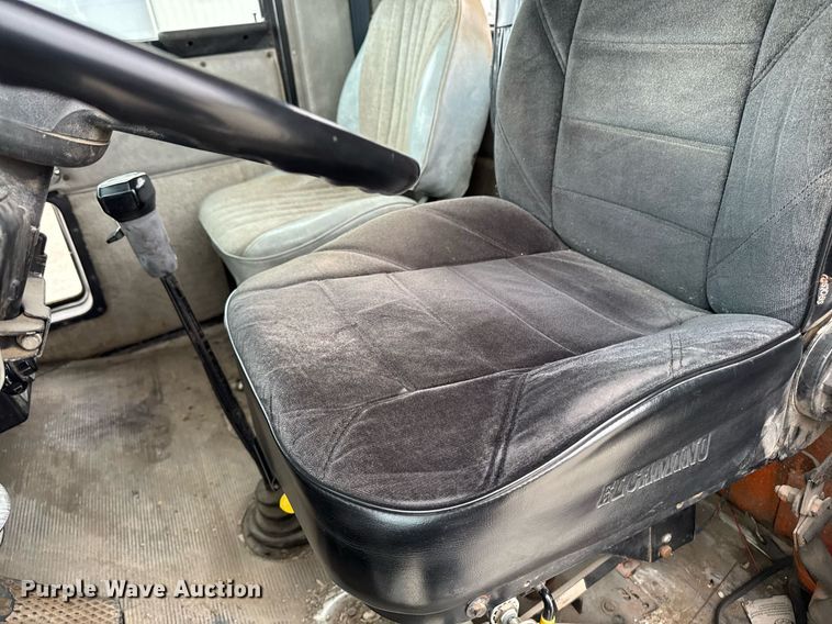 image for item DT0519 1989 Kenworth T400A truck cab and chassis with tree spade