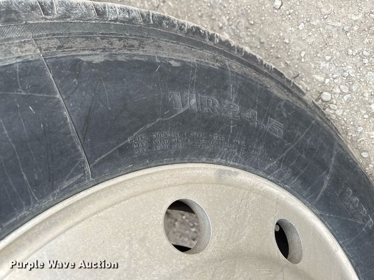 image for item DT0519 1989 Kenworth T400A truck cab and chassis with tree spade