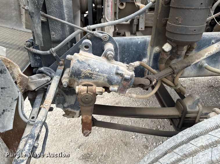 image for item DT0519 1989 Kenworth T400A truck cab and chassis with tree spade