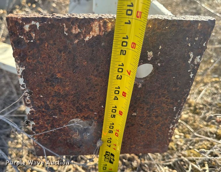 image for item DT0530 Concrete silo